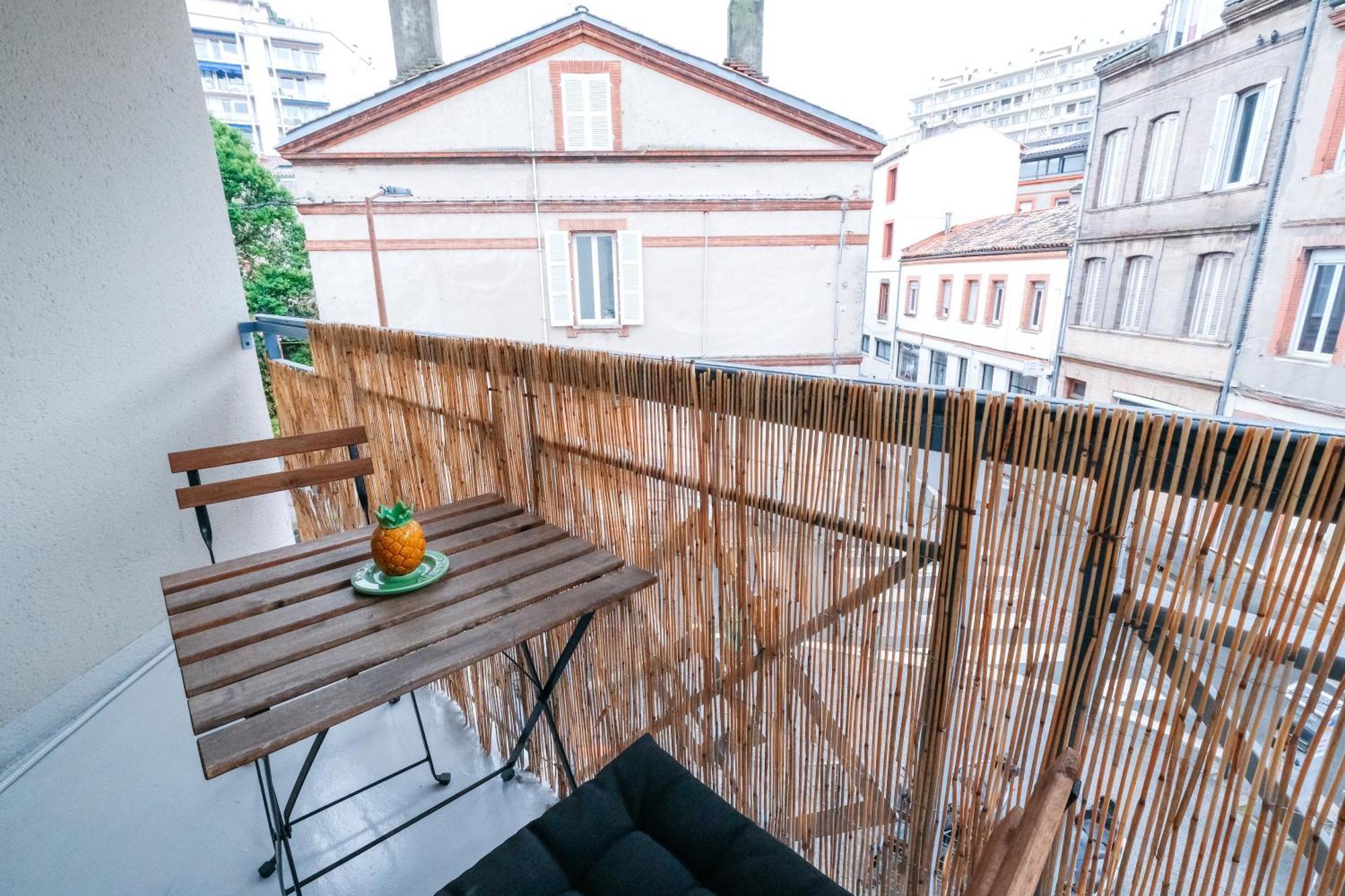 Appartement Le Vinyle ~ Parking ~ Balcon ~ Centre-ville Toulouse